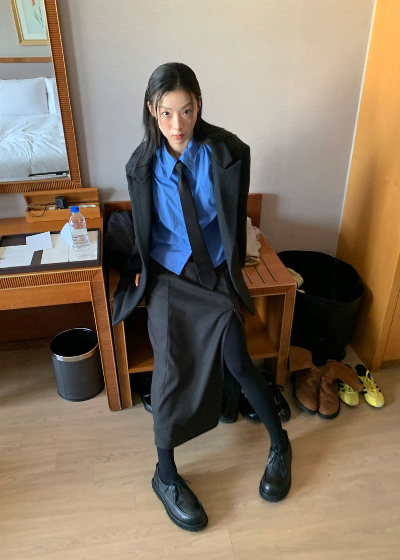 WOOHWA(ウファ)の「BUCKLE ZIP SKIRT(Skirts)」