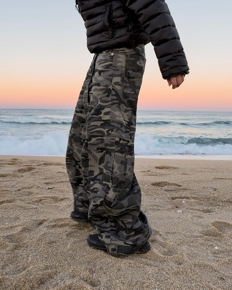 Camboro curved camo pants