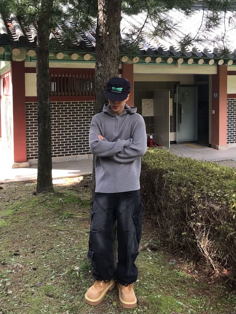 Rib Hood Half Zip-Up Knit