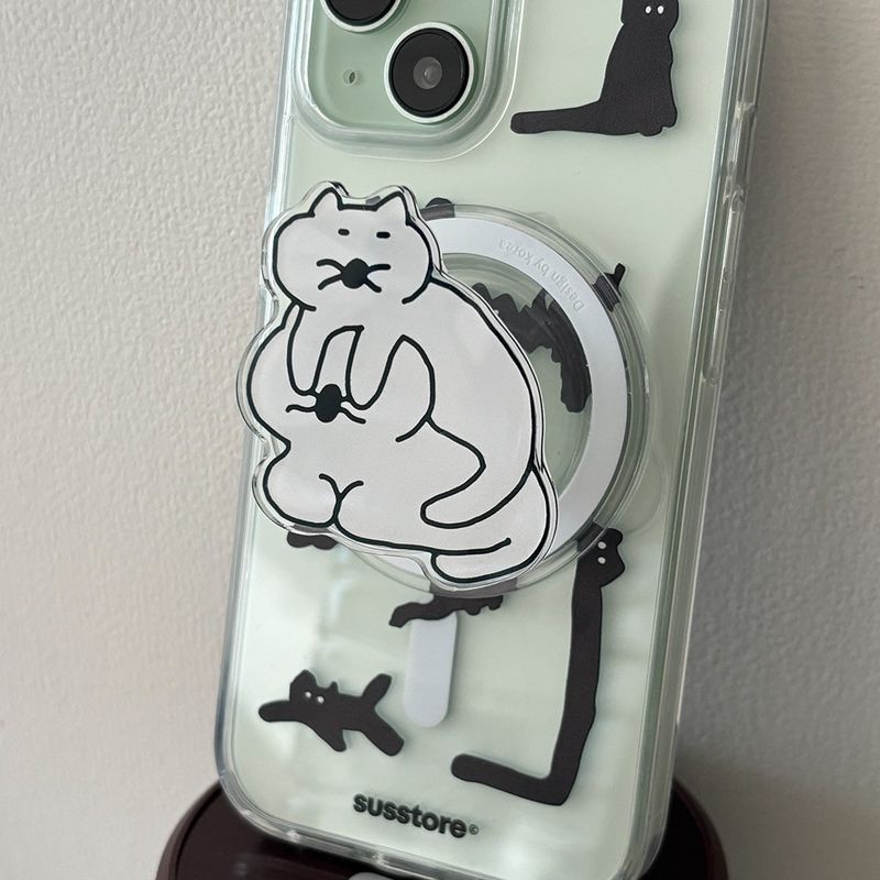 [MagSafe tok]A stack of two cats