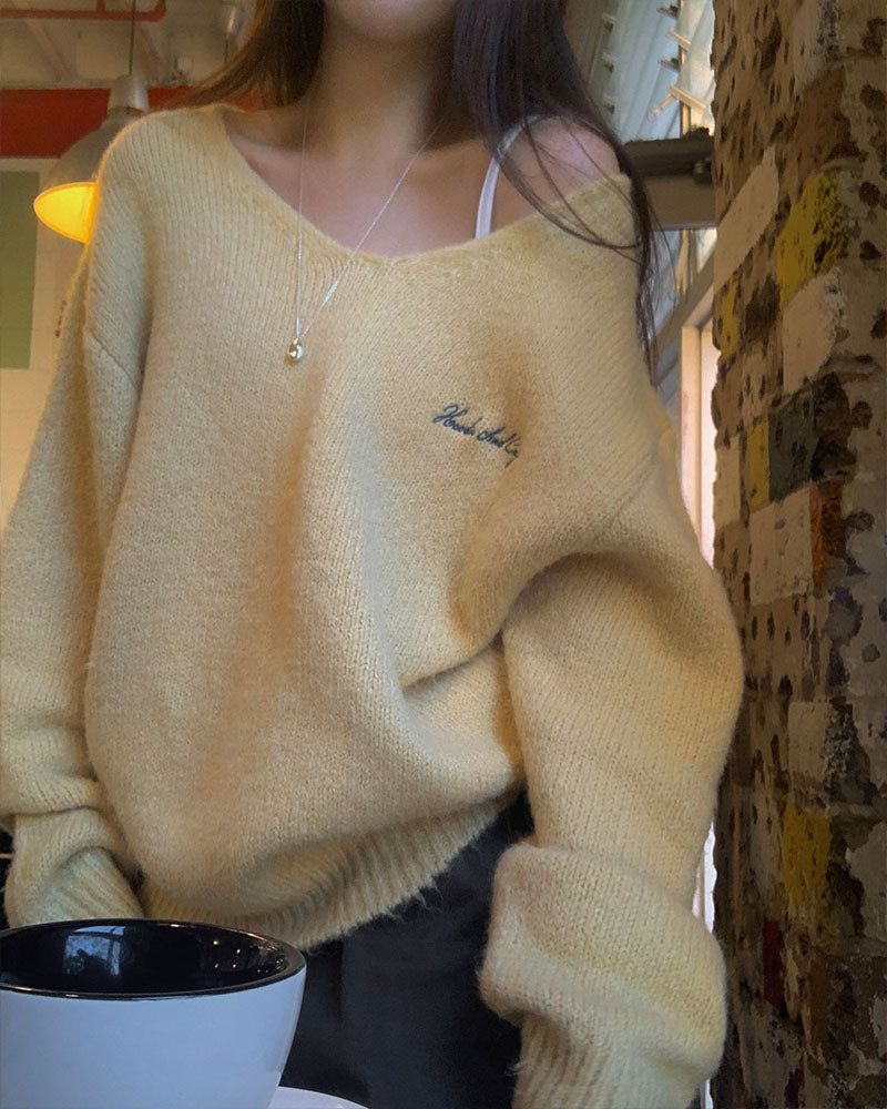[ORIGINAL] Furry Loose-Fit V-Neck Knit