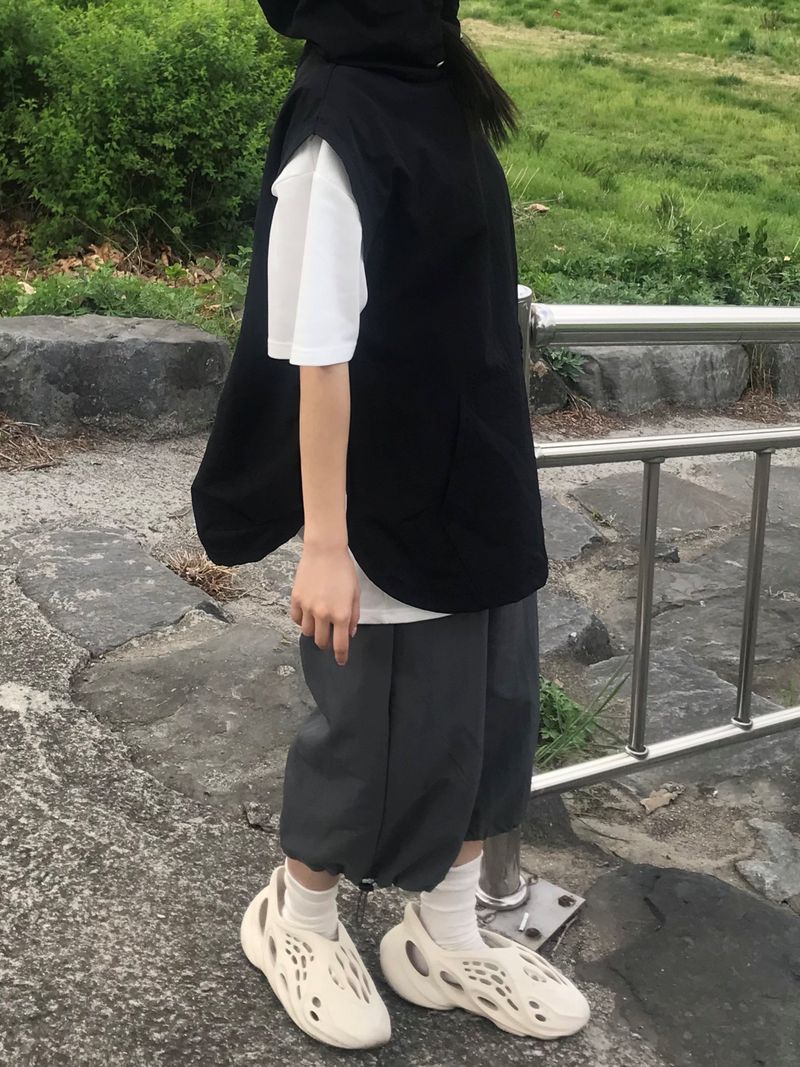 Capri wide string pants
