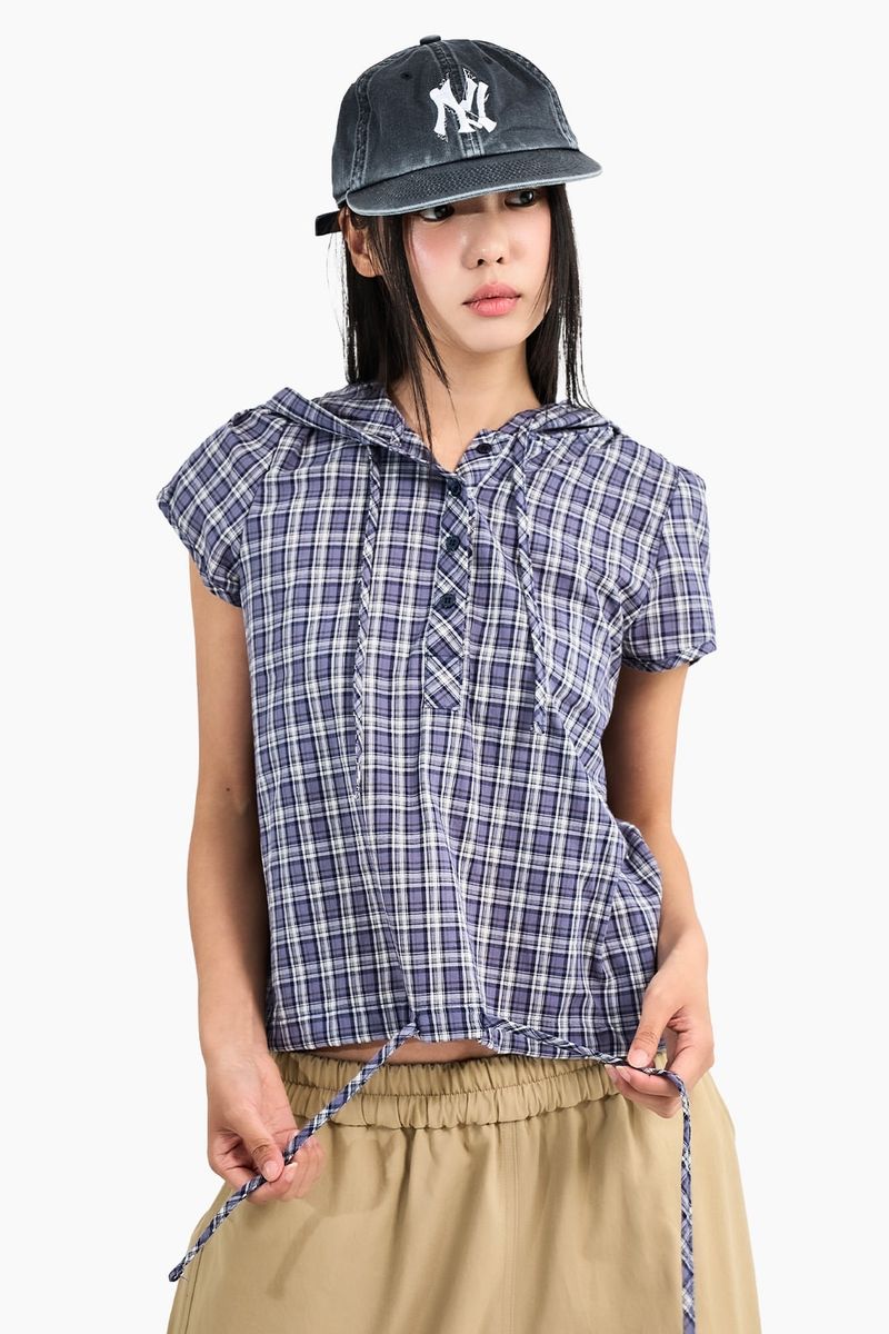 Raucohouse（ラウコハウス）の「Bloom Check Hooded Short Sleeve Shirt（Tops）」