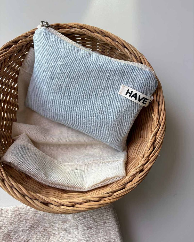 Denim flat pouch - light blue , M size