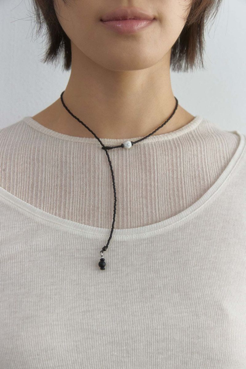 Cross line necklace (2 color)