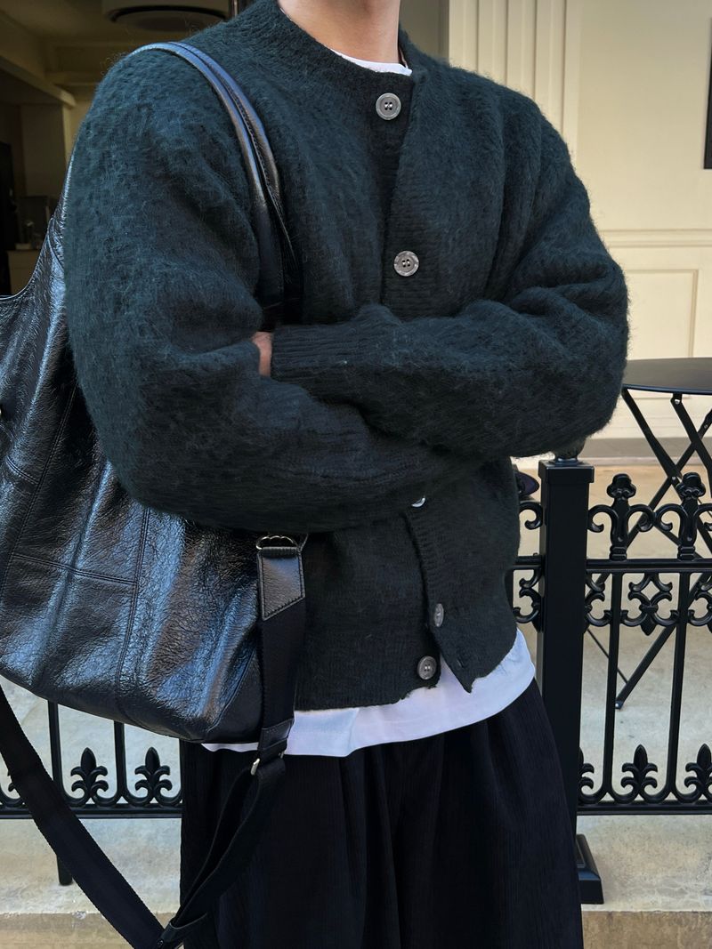 Brush wool cardigan