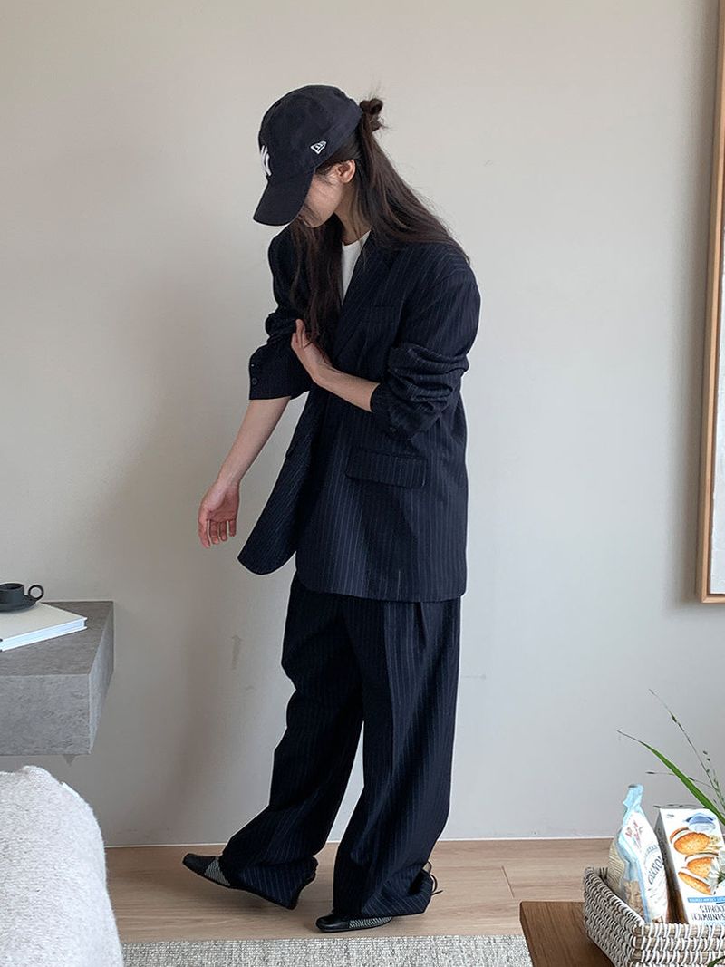 PAPERMOON PIN STRIPE BLAZER JACKET