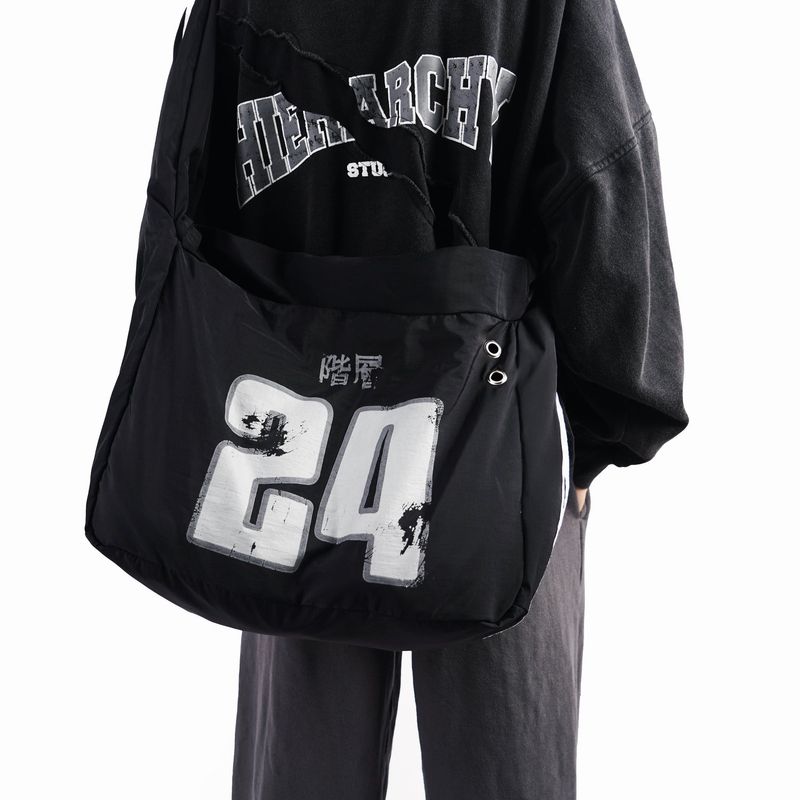 HIERARCHY STUDIOS TMTNW - Black Triumph Bag