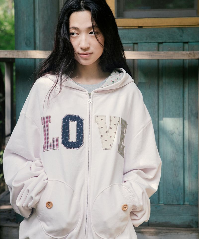 cavish（カビシ）の「APPLIQUE LOVE ZIP UP HOODIE PINK(CV2GFFM486A)（Tops）」