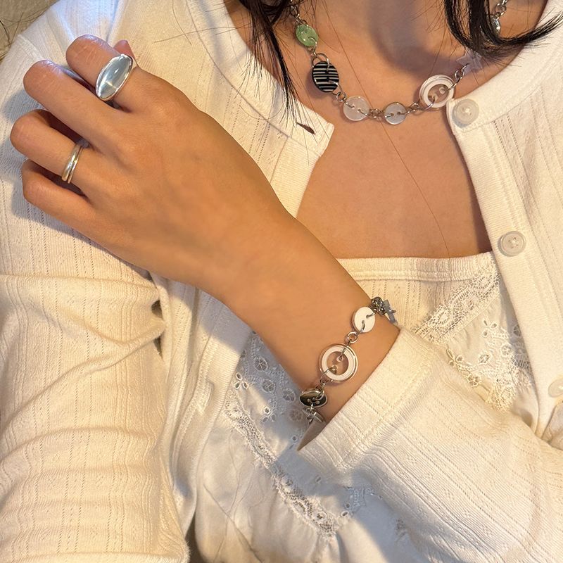 oval glow ring