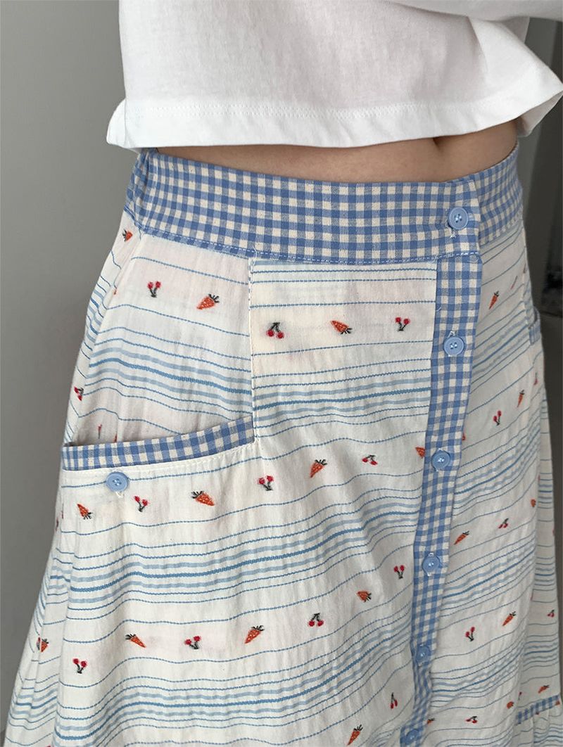 CARROT BUTTON FULL SKIRT (2C)