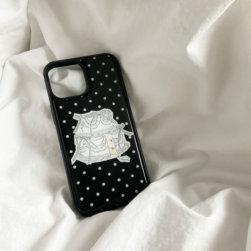 Fake cake case (Dot v. color cake)