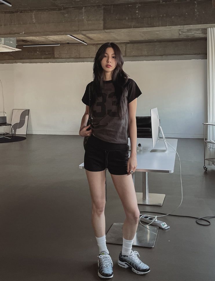 Micro banding short pants
