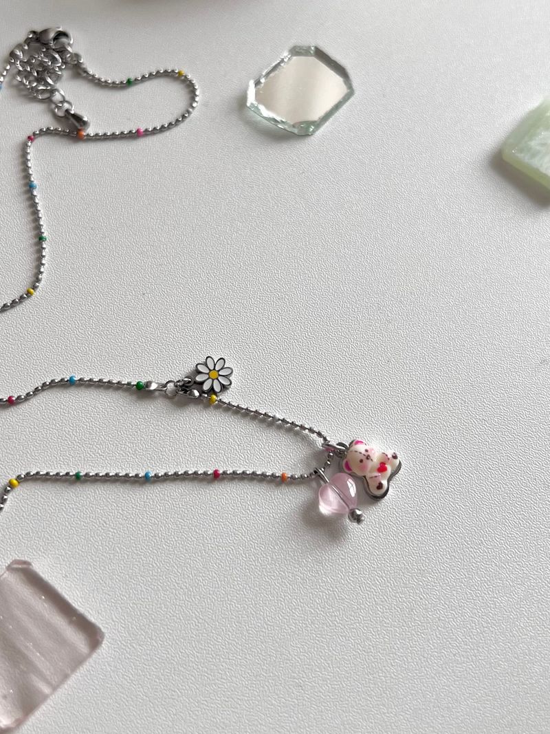 gom kitsch color beads daisy bear layered necklace