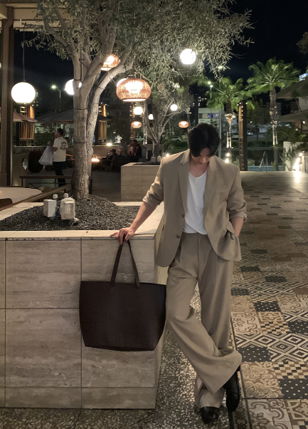Look After Normal Leather Square Shoulder Tote Bag