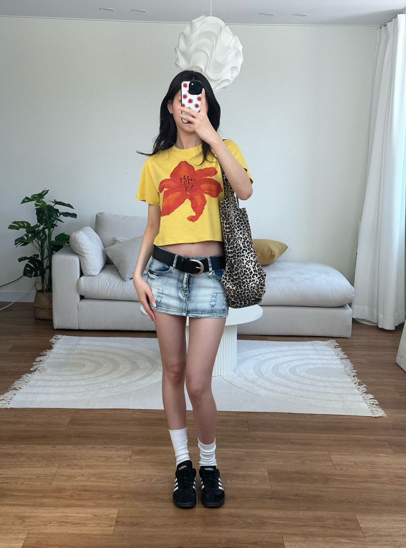 hibiscus tee