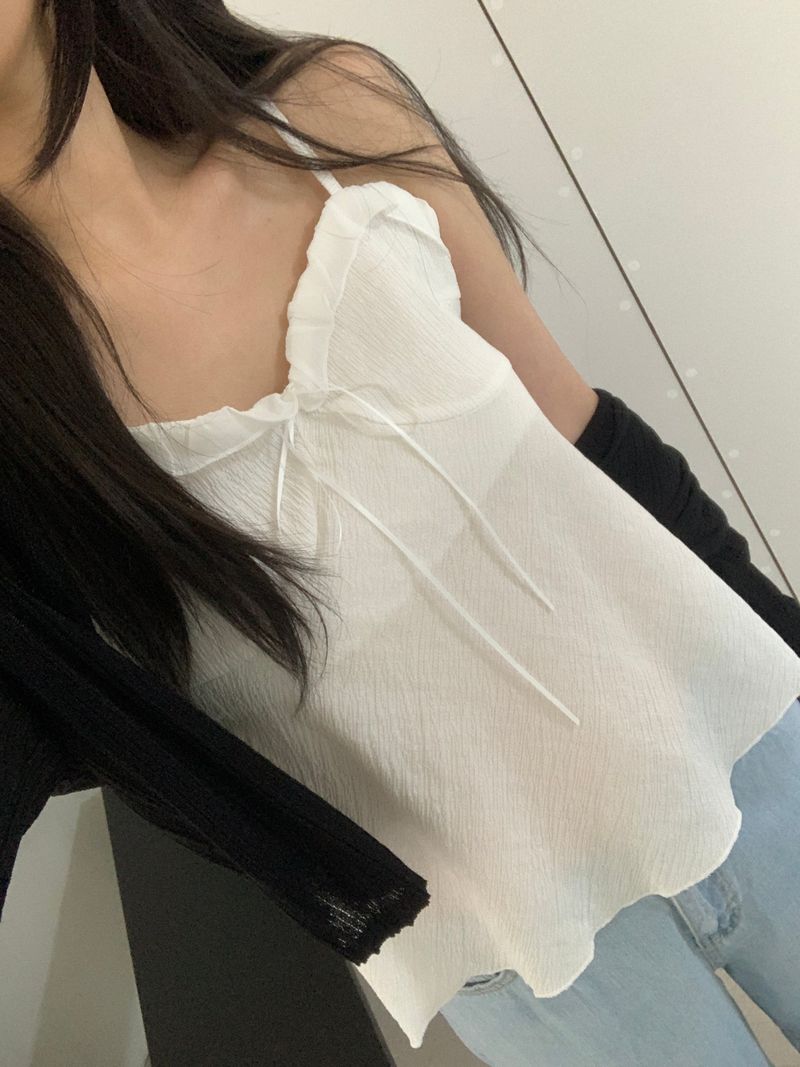 ROIA(ロイア)の「Richard Frill Sleeveless Blouse(Tops)」