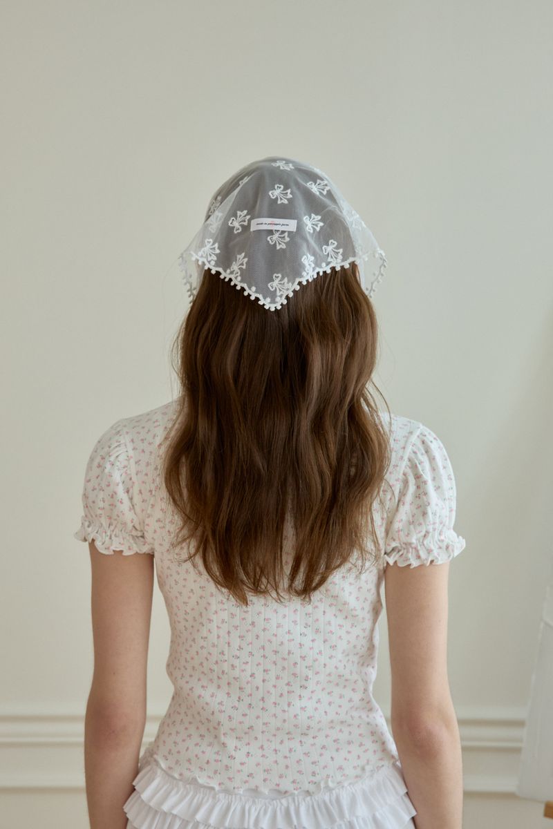 DARLING RIBBON LACE KERCHIEF