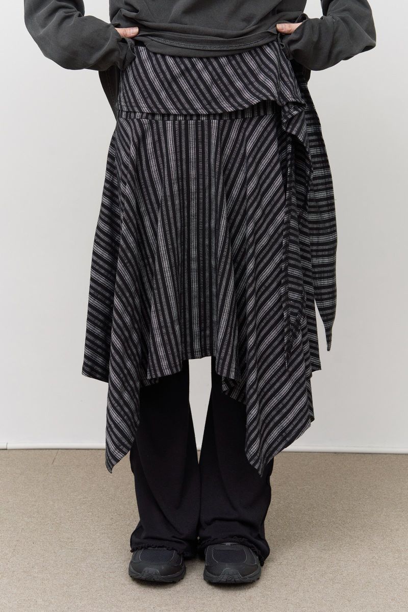 (W) Frin Unbalance Skirt