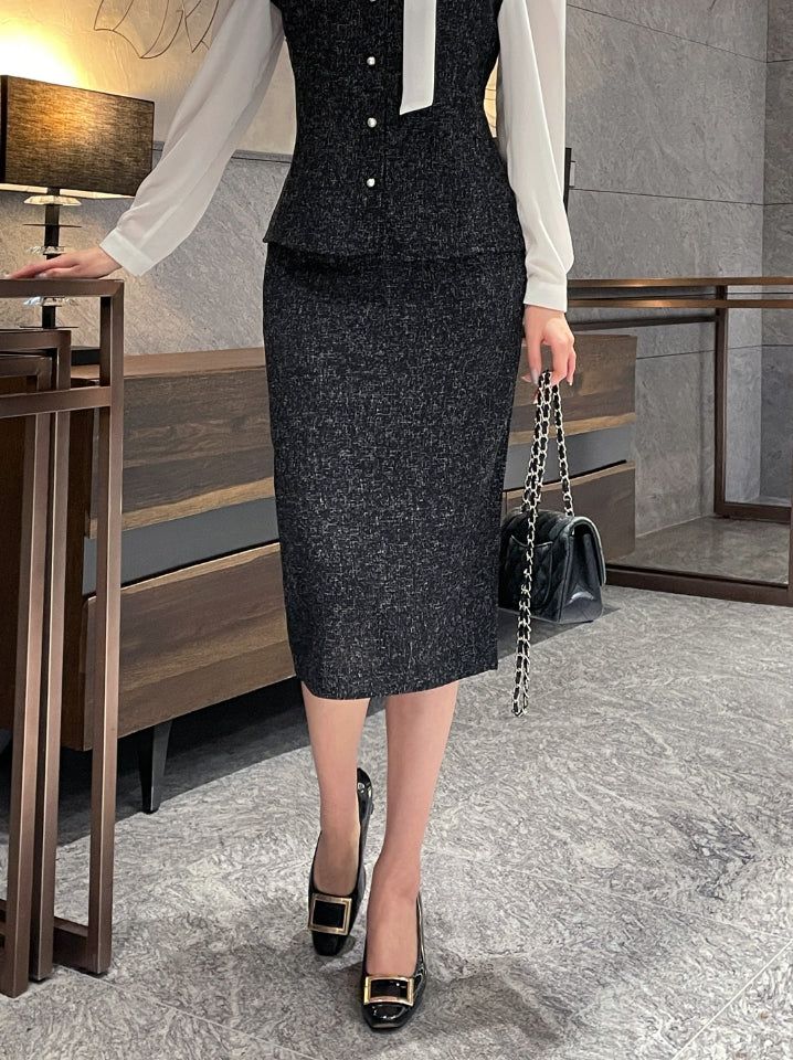 iam mari（アイアム マリ）の「Benilla Color Matching Tweed H-line Skirt（Skirts）」