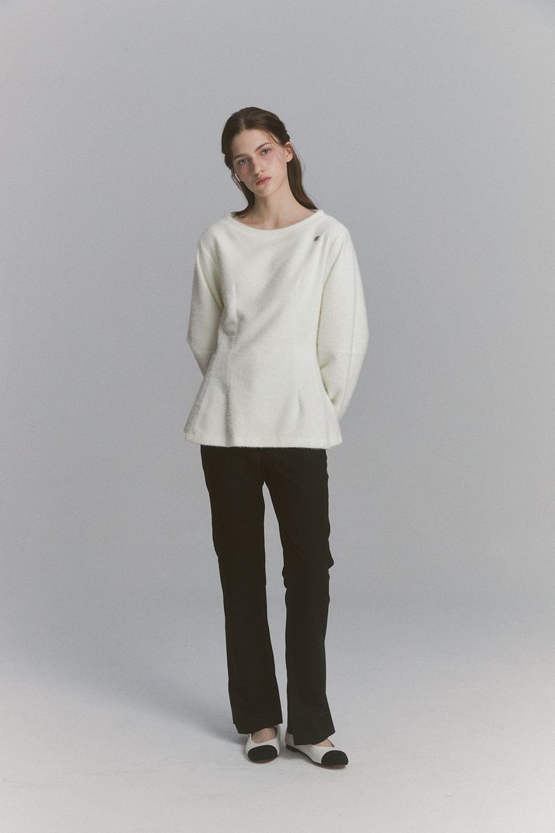 Angora Flare Sweatshirt Ivory