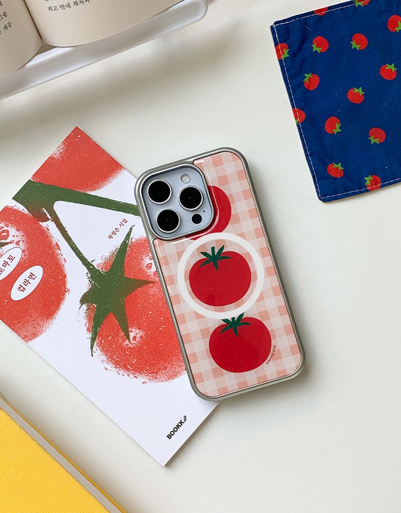 Mint Moment（ミントモーメント）の「[MADE]トマトケチャップ シルバーエポキシ MagSafe対応 iPhoneケース（Smartphone Accessories）」