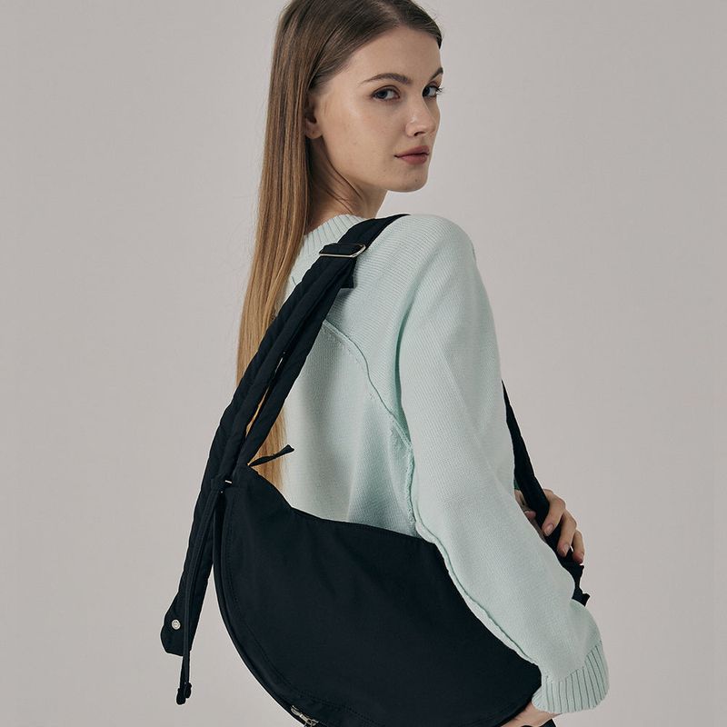 HALFMOON BAG BLACK
