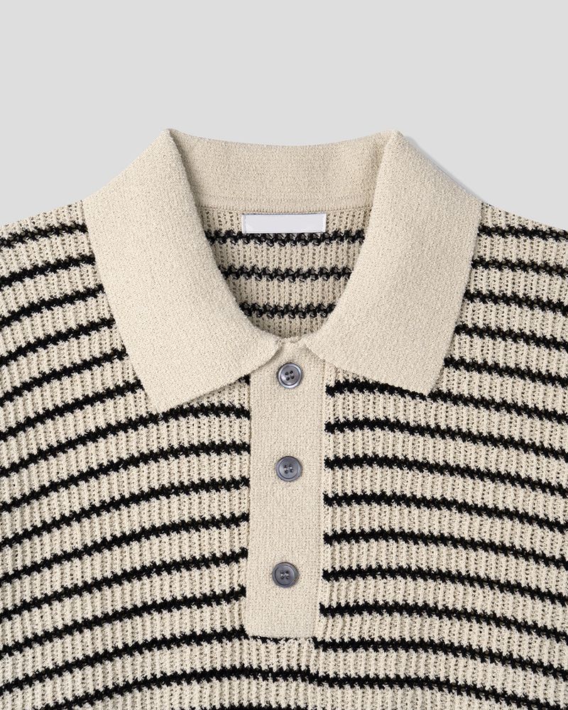 Windy Buckle Stripe Collar Short Sleeve Knit