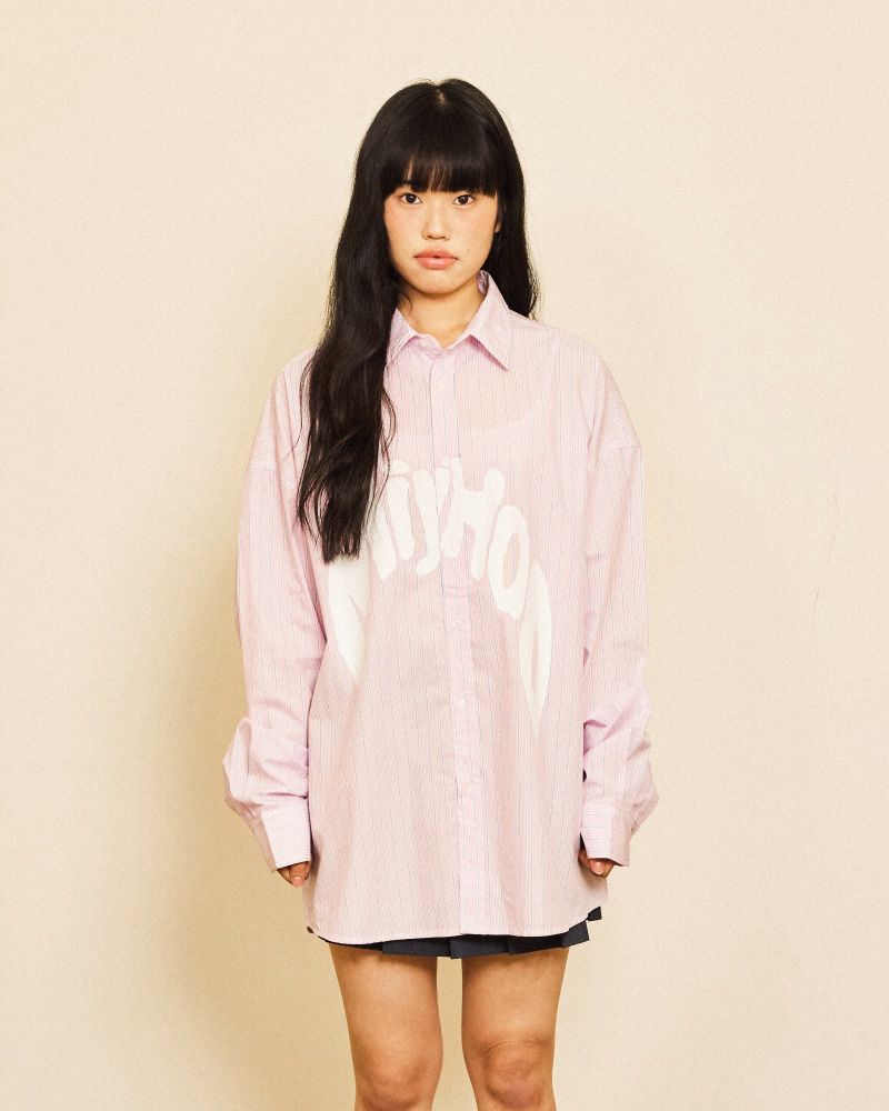MIYHOO(ミワイフ)の「STRIPE SHIRTS (PINK)(Tops)」