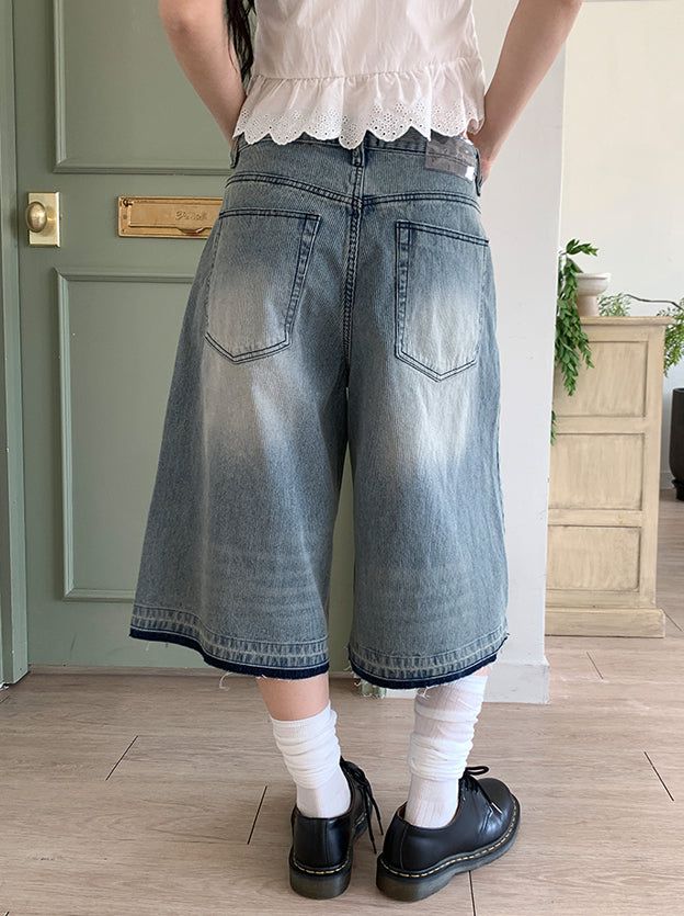 TEXTURE WIDE BERMUDA JEANS