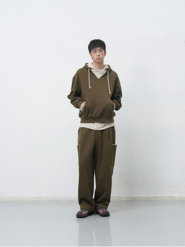 GENERAL IDEA（ジェネラルアイディア）の「stitch cargo sweat pants - khaki        （Pants）」