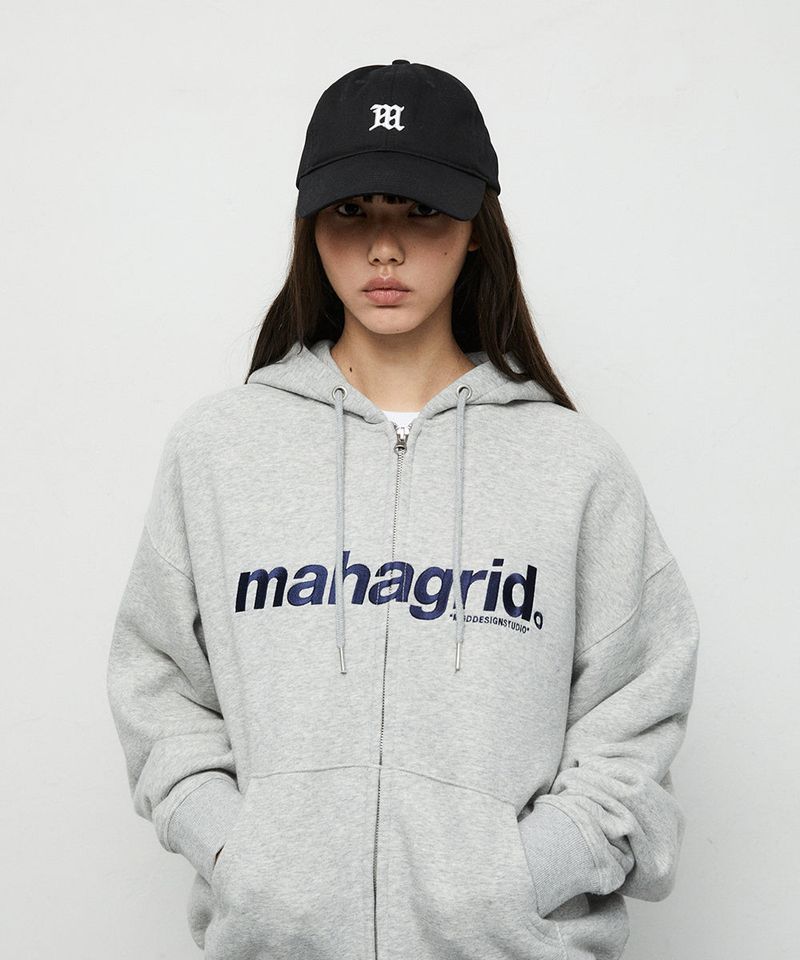 mahagrid（マハグリッド）の「M ロゴ コットン ボール キャップ_ブラック（帽子）」