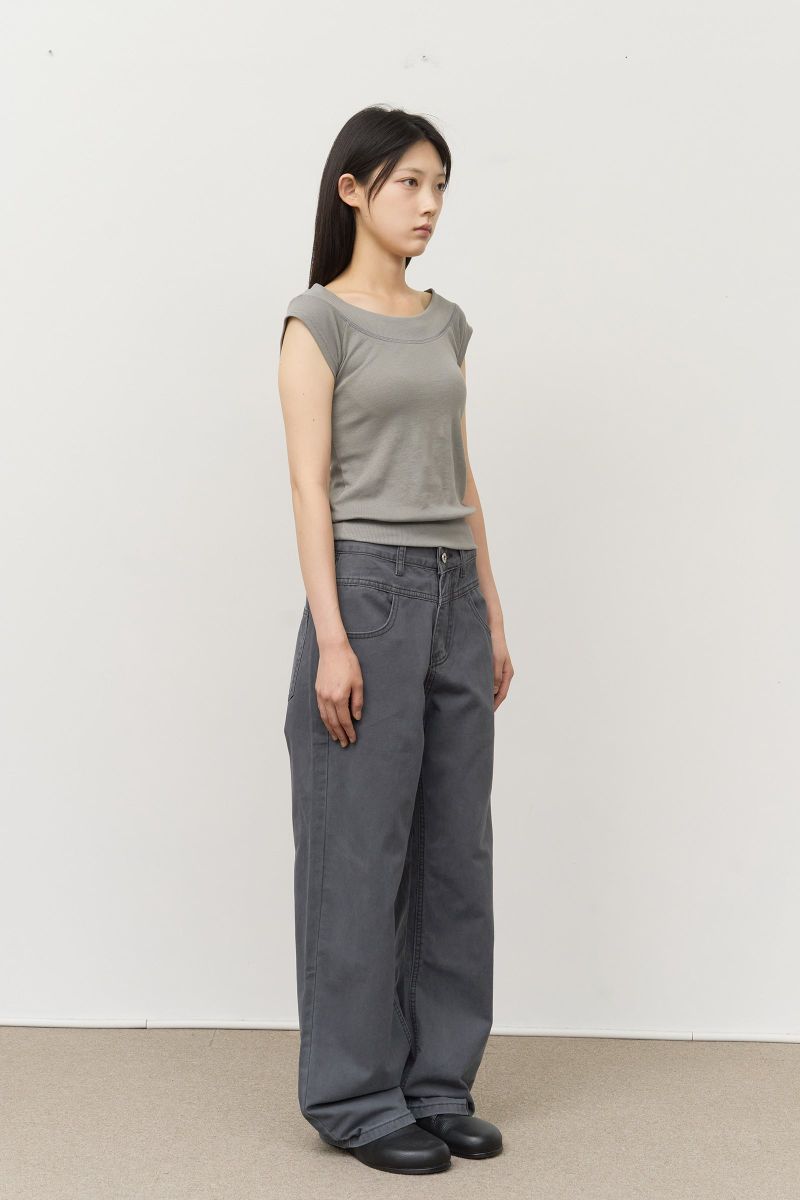(W) Denti U-neck Top