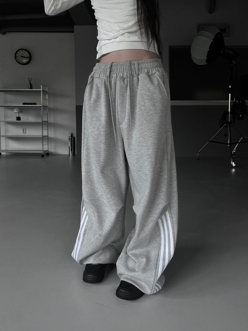 URBAN UNIQUE(アーバンユニーク)の「silence track pants (unisex) (Pants)」