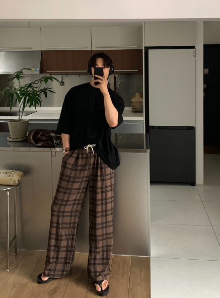 Kuiper Turkic Check Pattern Wide Fit Pants