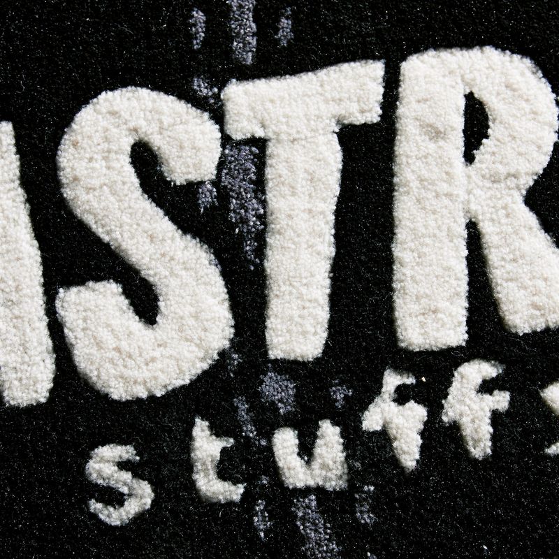 LOGO CAP RUG