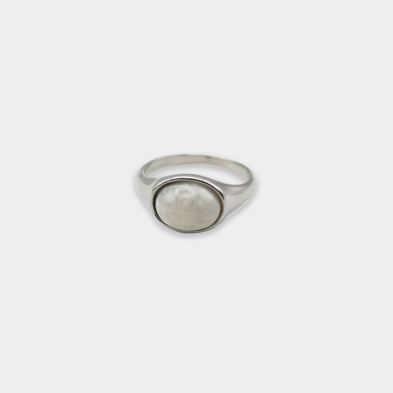 Grumpy Stuff(グロンピースタッフ)の「Milk Stone Oval Ring(Accessories)」