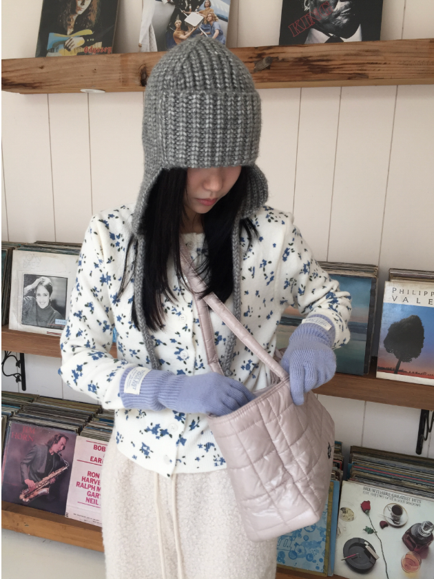 howu（ハウユ）の「マーソンゴルジニットイヤーフラップビーニー（4c）（Hats）」