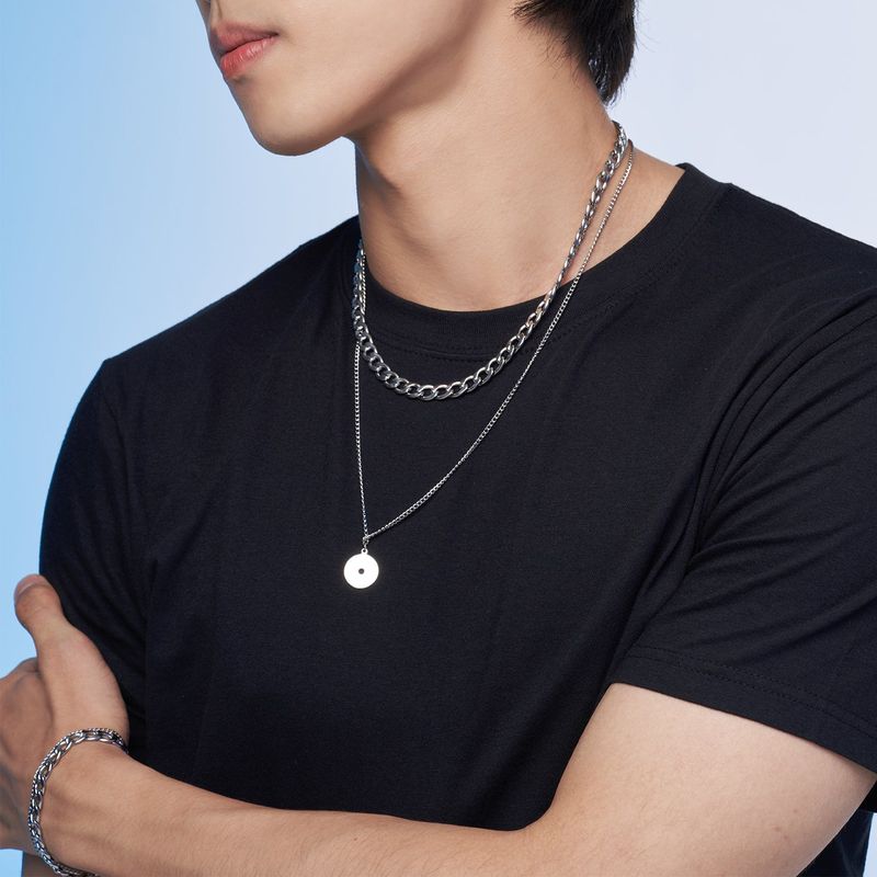 BASIC CHAIN NECKLACE