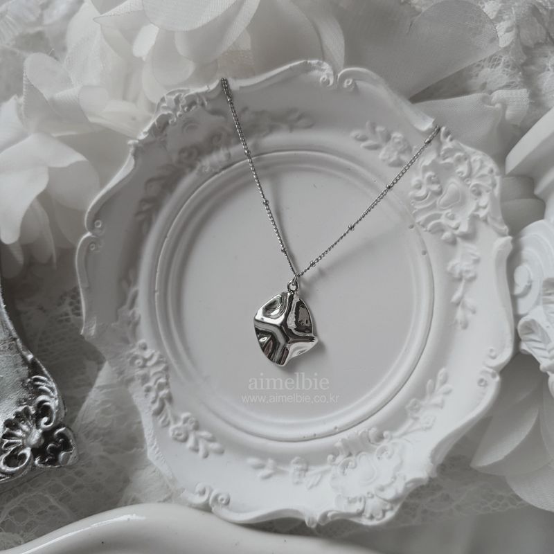 Modern Fragment Necklace - Silver