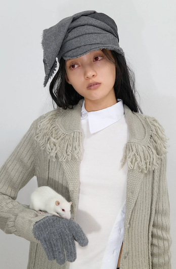 Tassel Collar Knit Cardigan / Grey