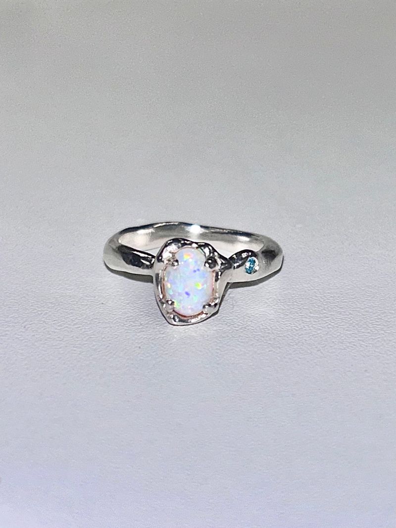 DANI（ダニ）の「Opal Ring（Accessories）」