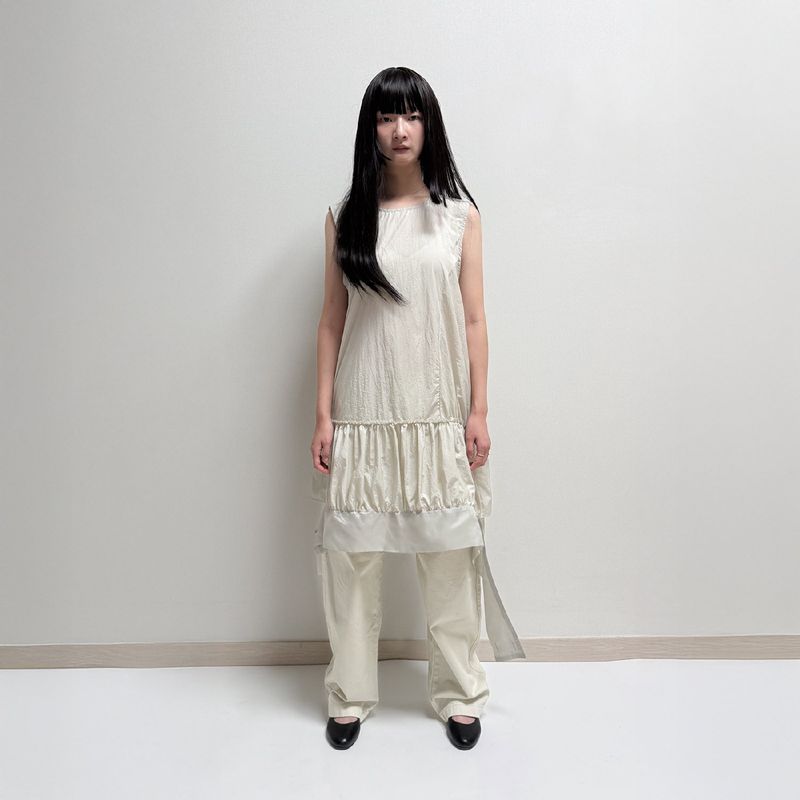 eseoe（イソイ）の「new dress ドレス フォグアイボリー（ワンピース/ドレス）」