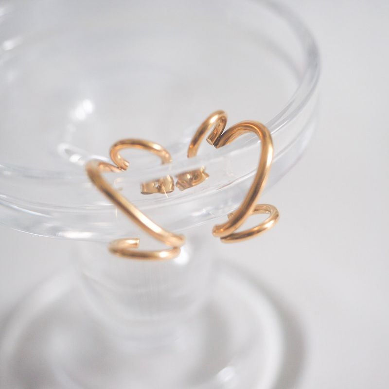 éclater（エクラテ）の「Hillary Layers Earrings（Accessories）」