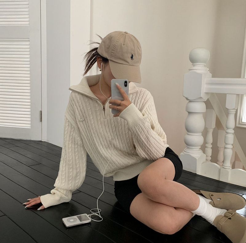 [BELLIDE MADE] CABLE HALF ZIP-UP KNIT WITH PENDANT