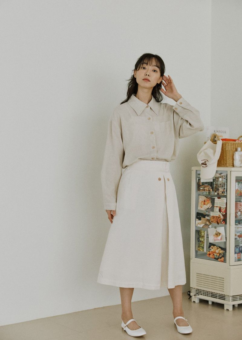 button skirt natural