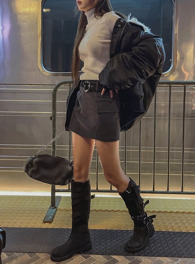 Linda belt point mini skirt