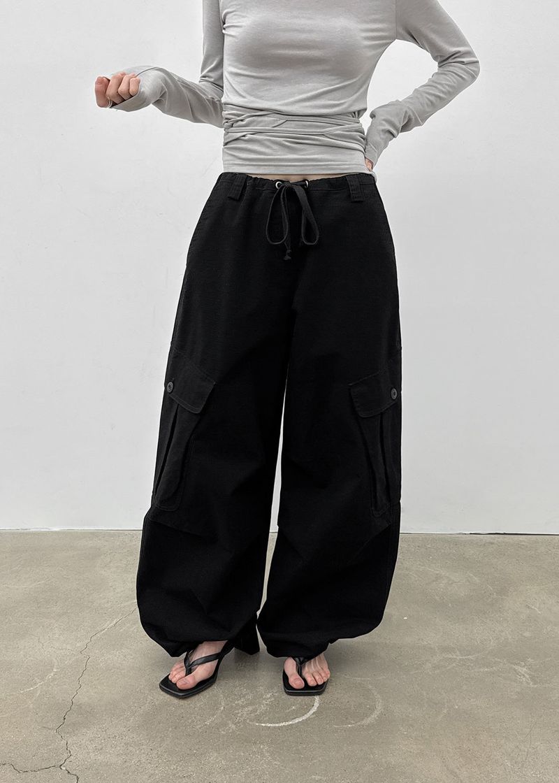 BLACKUP（ブラックアップ）の「[MADE] Wenbrick String Cargo Pants（Pants）」