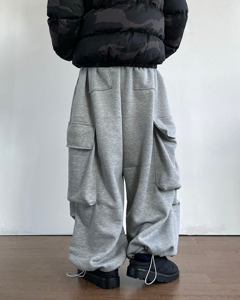 May Big Cargo Napping Sweatpants