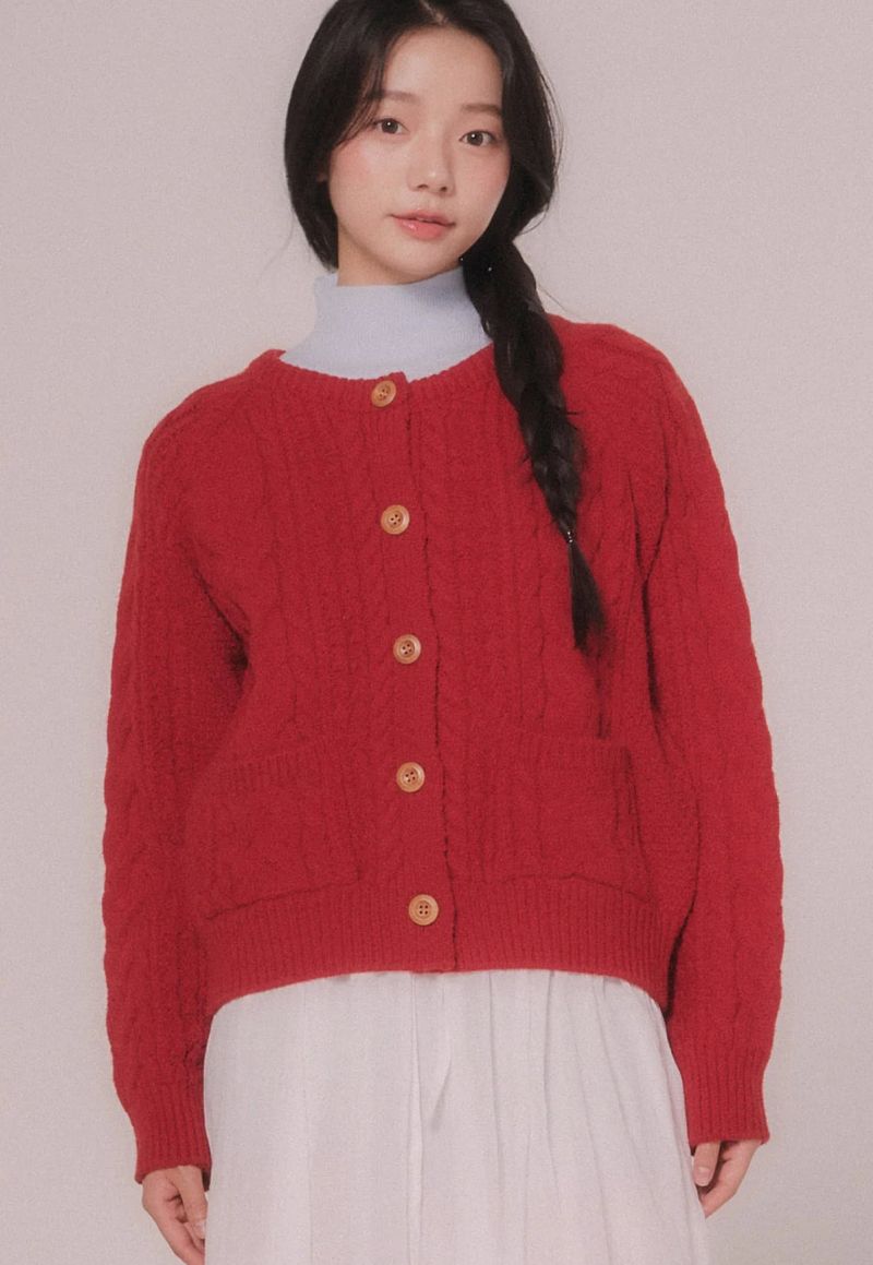 CABLE KNIT CARDIGAN (Cream)